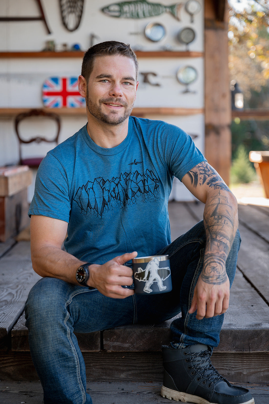 MOUNTAIN ROOTS - Unisex Eco Tee