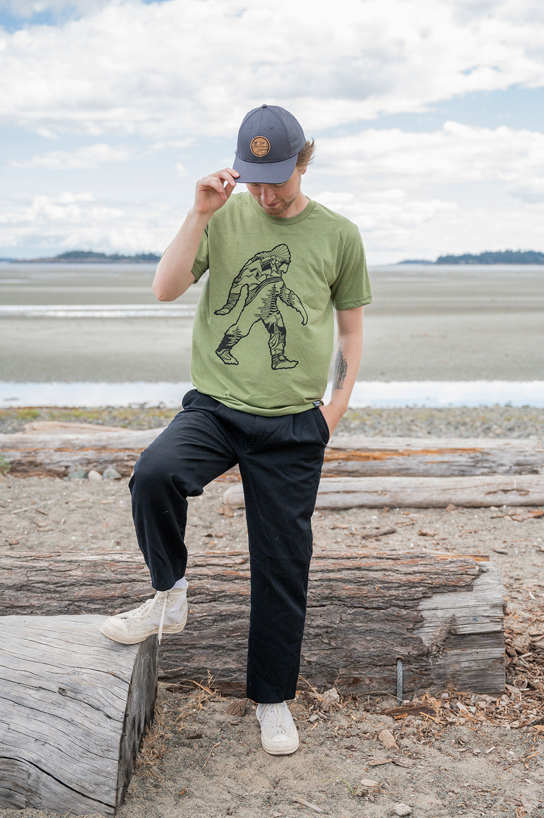 SASQUATCH- Unisex Eco Tee