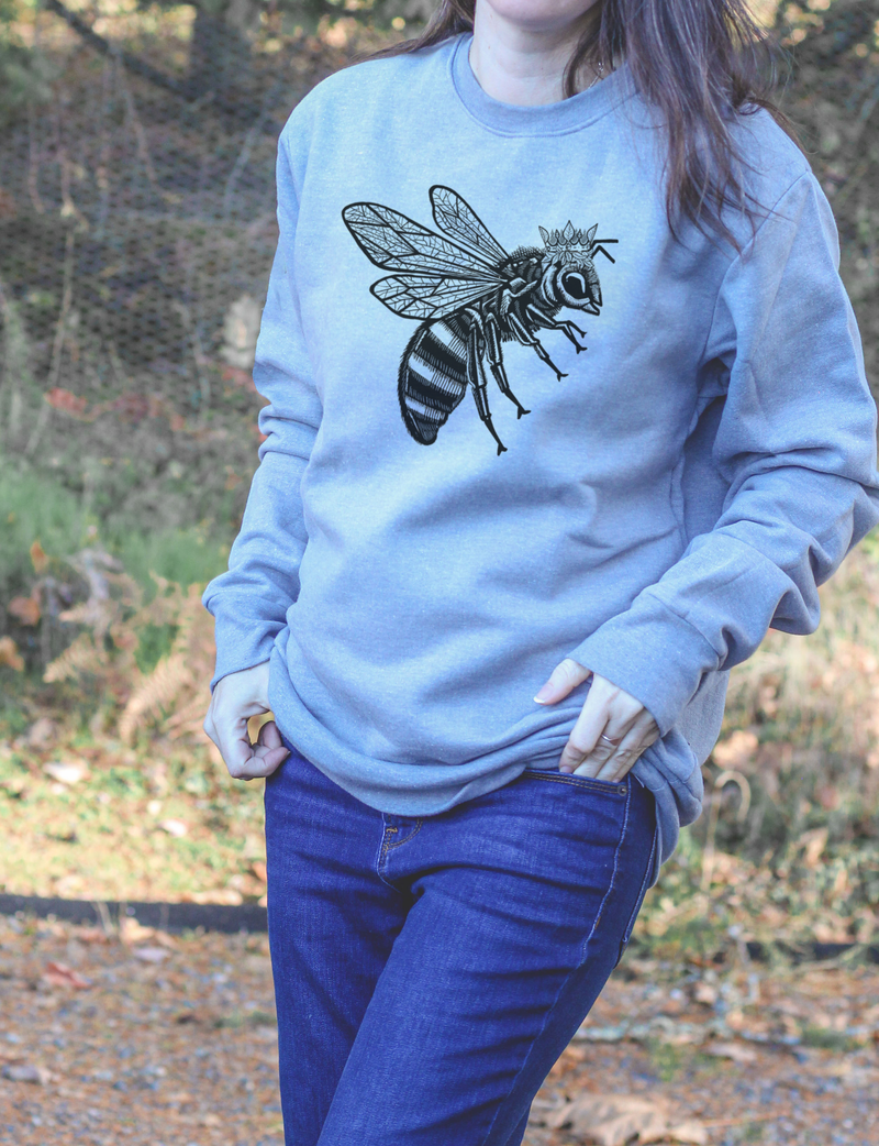 BEE- Unisex Eco Crewneck Sweatshirt