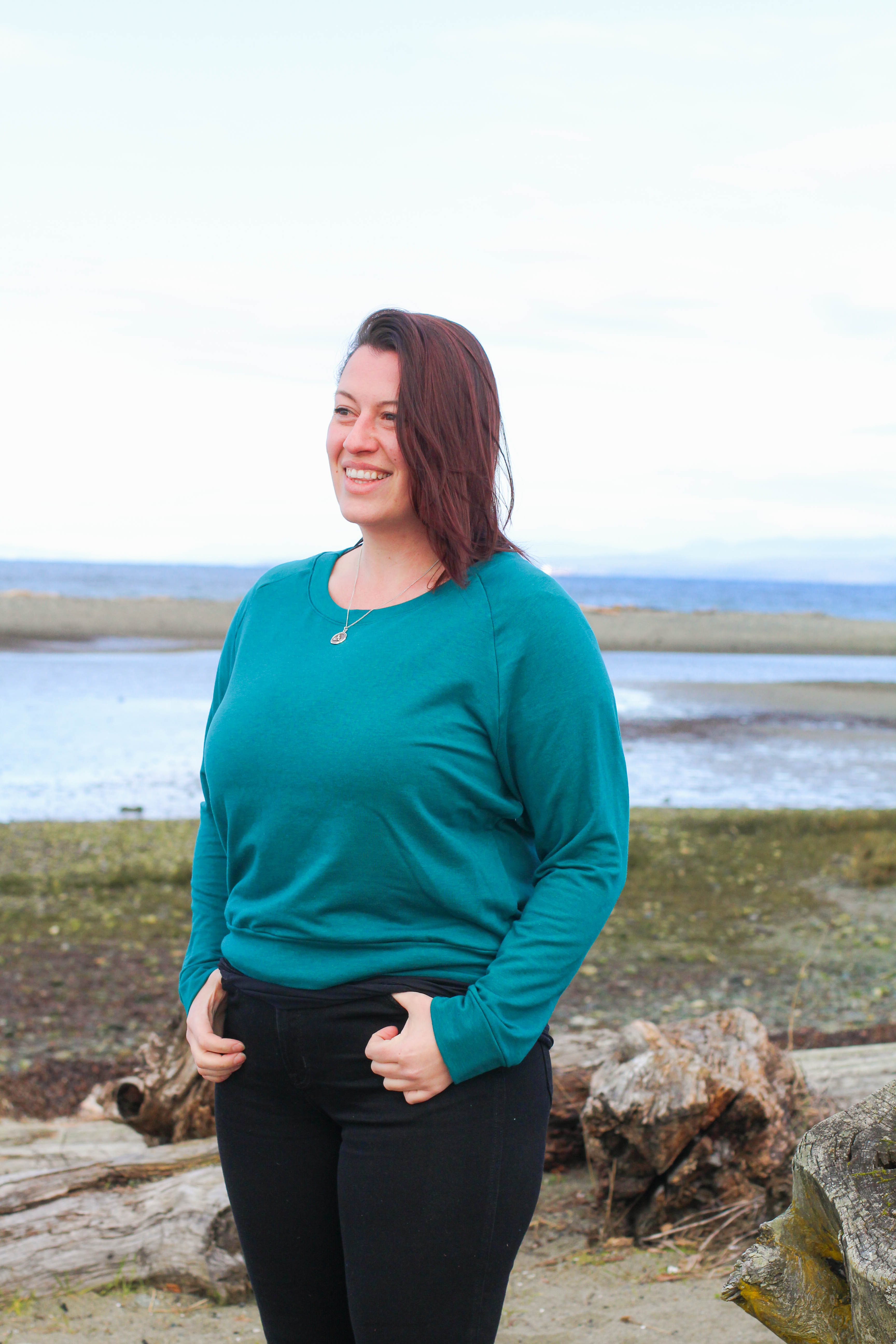 CLASSIC - Womens TENCEL™ Lyocell Crop Sweater Peacock