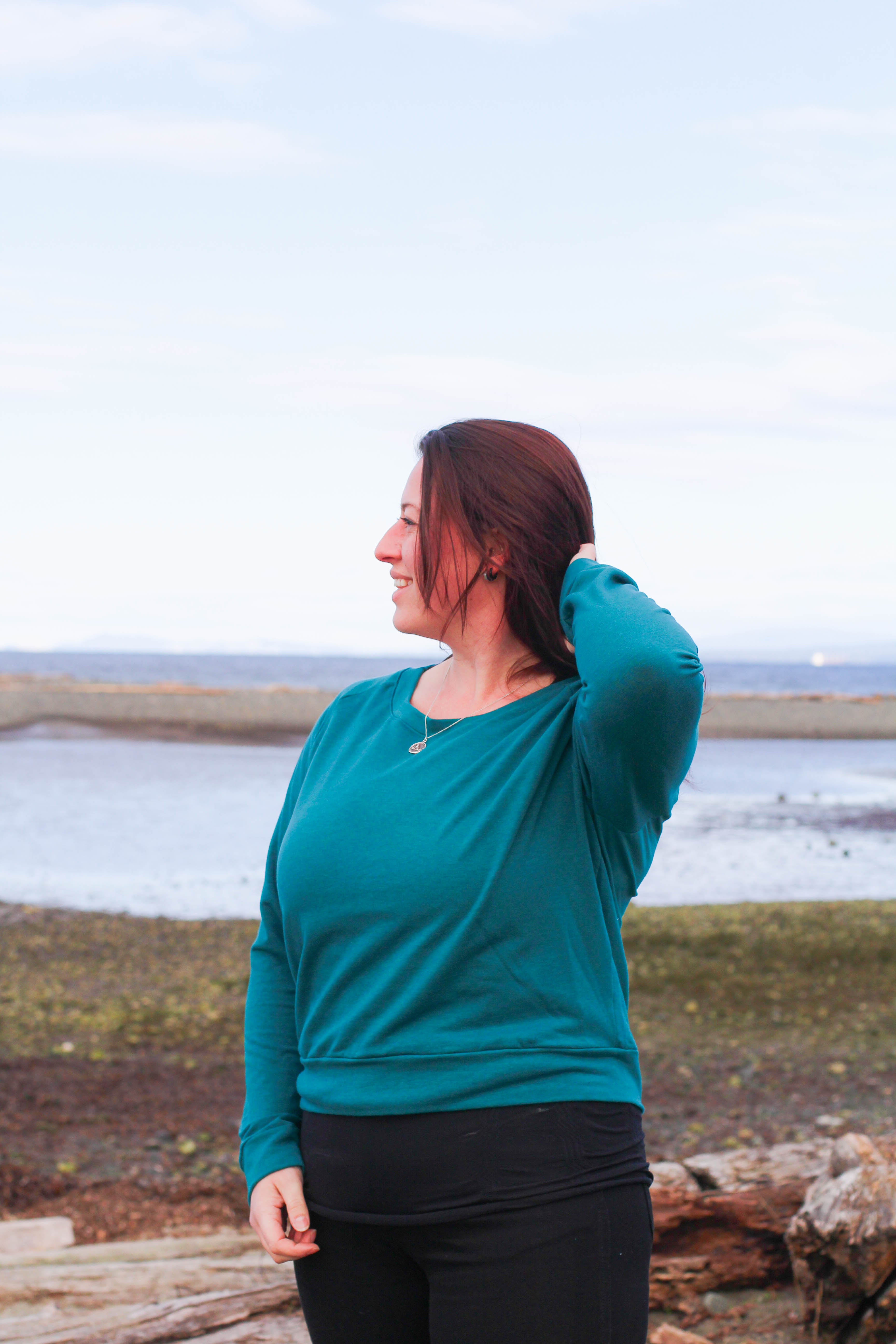 CLASSIC - Womens TENCEL™ Lyocell Crop Sweater Peacock