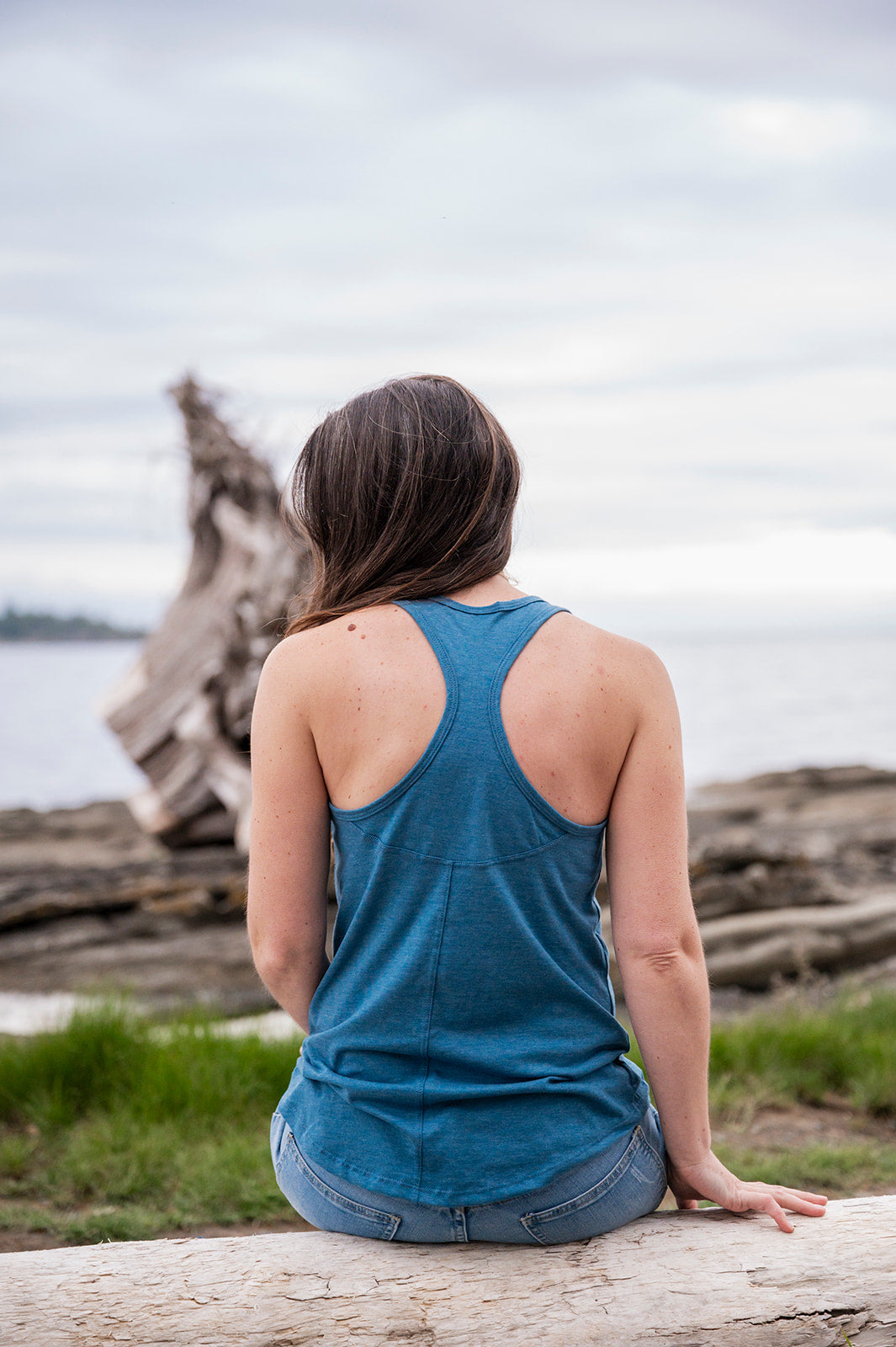 MADE IN CANADA - Women's Racerback Eco Tank Top - Teal – KINDRED COAST