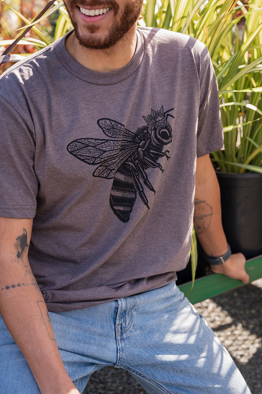 BEE - Unisex Eco Tee - Heather Brown