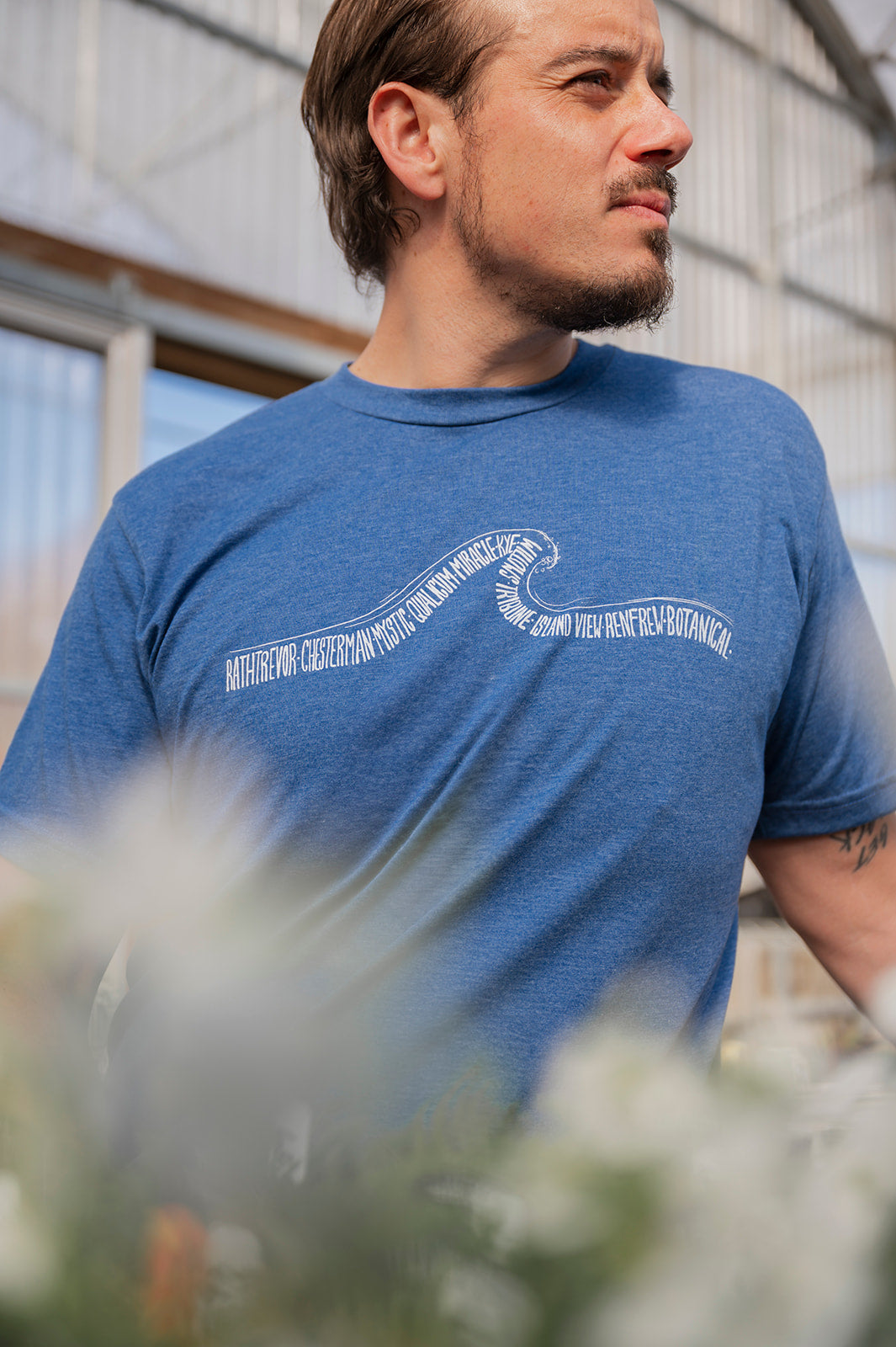 VAN ISLE WAVE - Unisex Eco Tee - Heather Blue