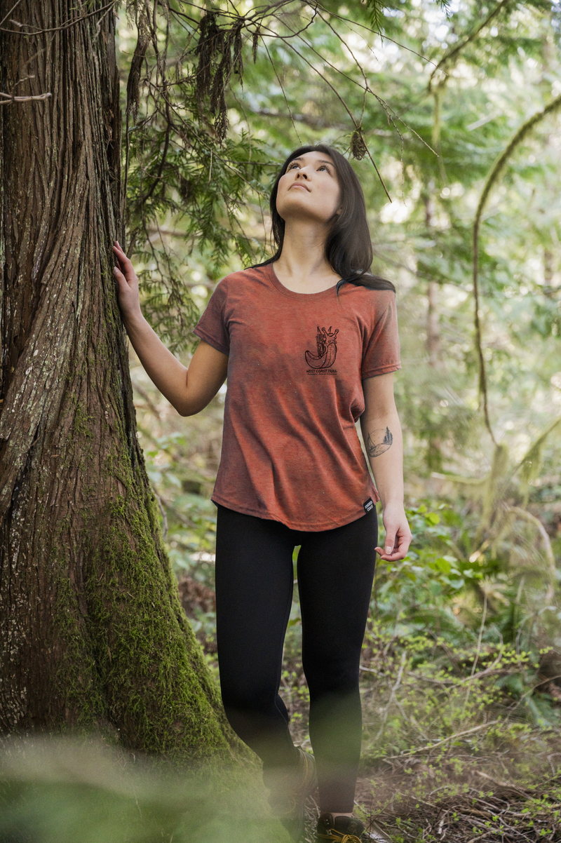 WEST COAST TRAIL - Crest - Women's Eco Tee - Rust