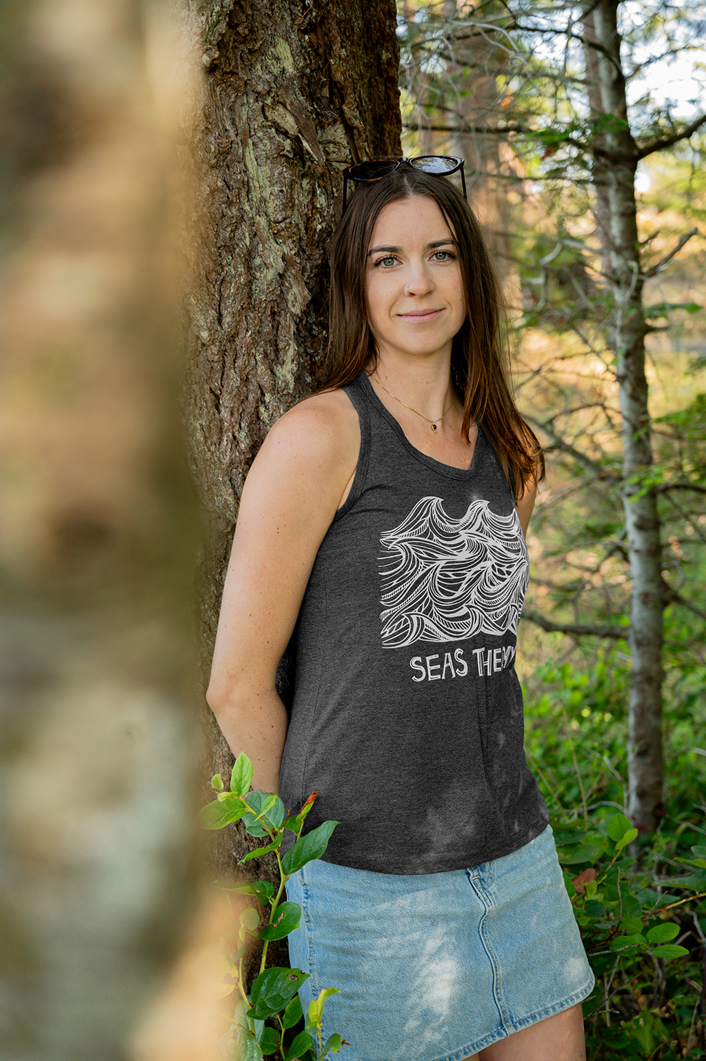 SEAS THE DAY - Women's Eco Tank Top - Heather Charcoal